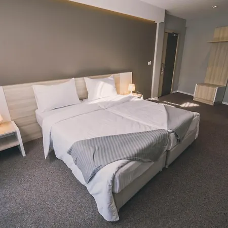 Nova Bentbasa 3* SJJ